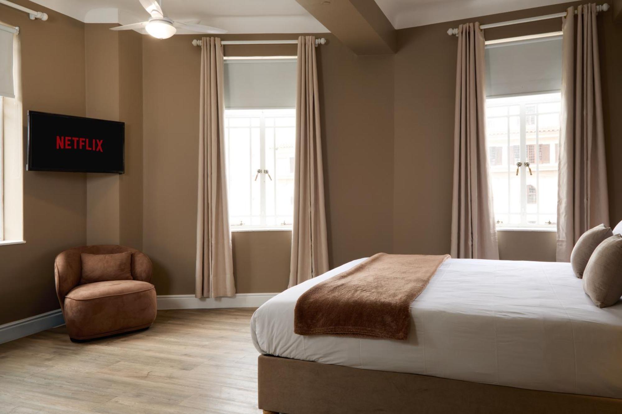 Hotel Bruxelles Fokváros Kültér fotó